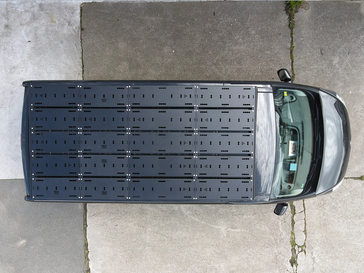 https://www.rolling-space.de/media/5b/a7/58/1753269184/1NI0121F00PPPP_Dachtraegersystem_Nissan_NV300_L2%20(6).jpg