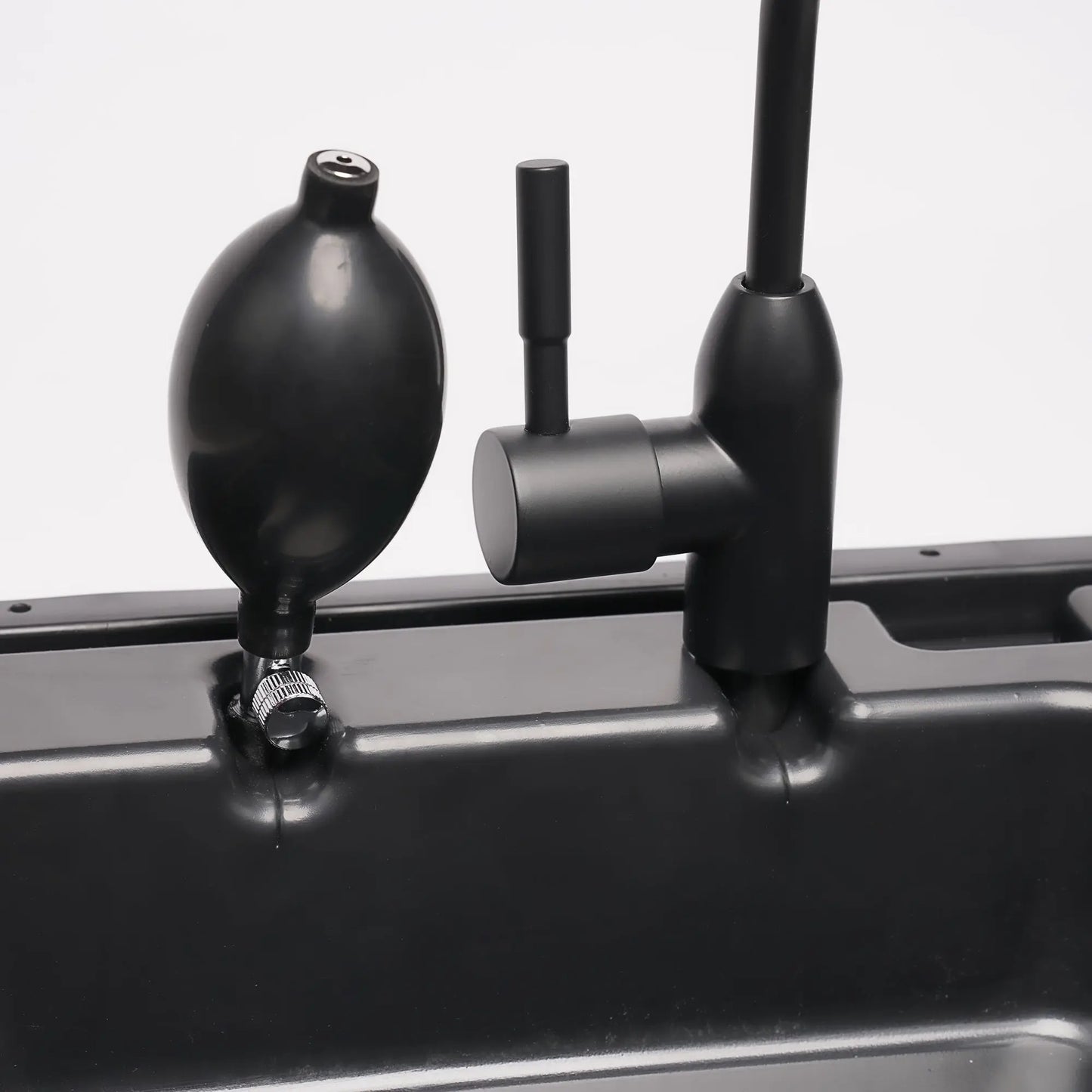 BOXIO Wash - mobiles Waschbecken Eurobox ohne Strom BOXIO