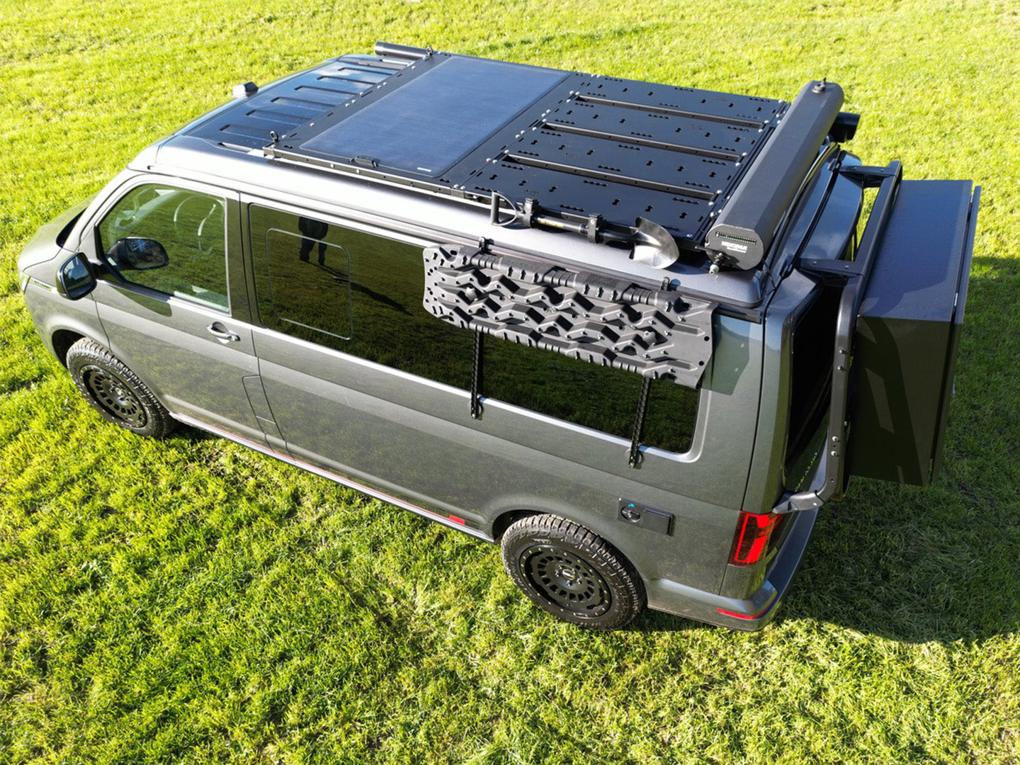 Dachträger + Solar VW T5 T6 T6.1 California | SpaceRack Rolling-Space
