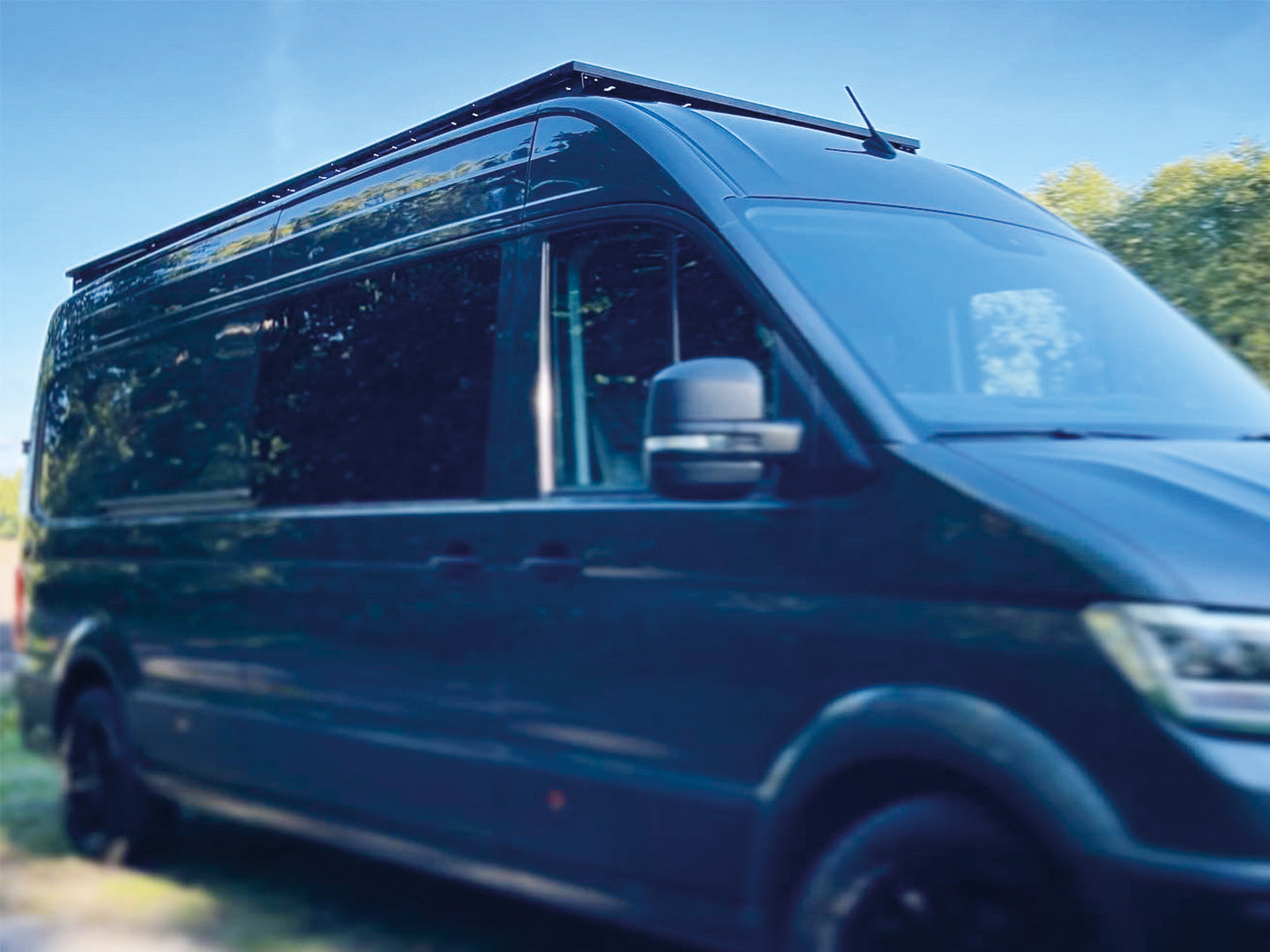 Dachträgersystem MAN TGE / VW Crafter ab 2017 | SpaceRack L4 - Nein - Heckträger - Basic Rolling-Space