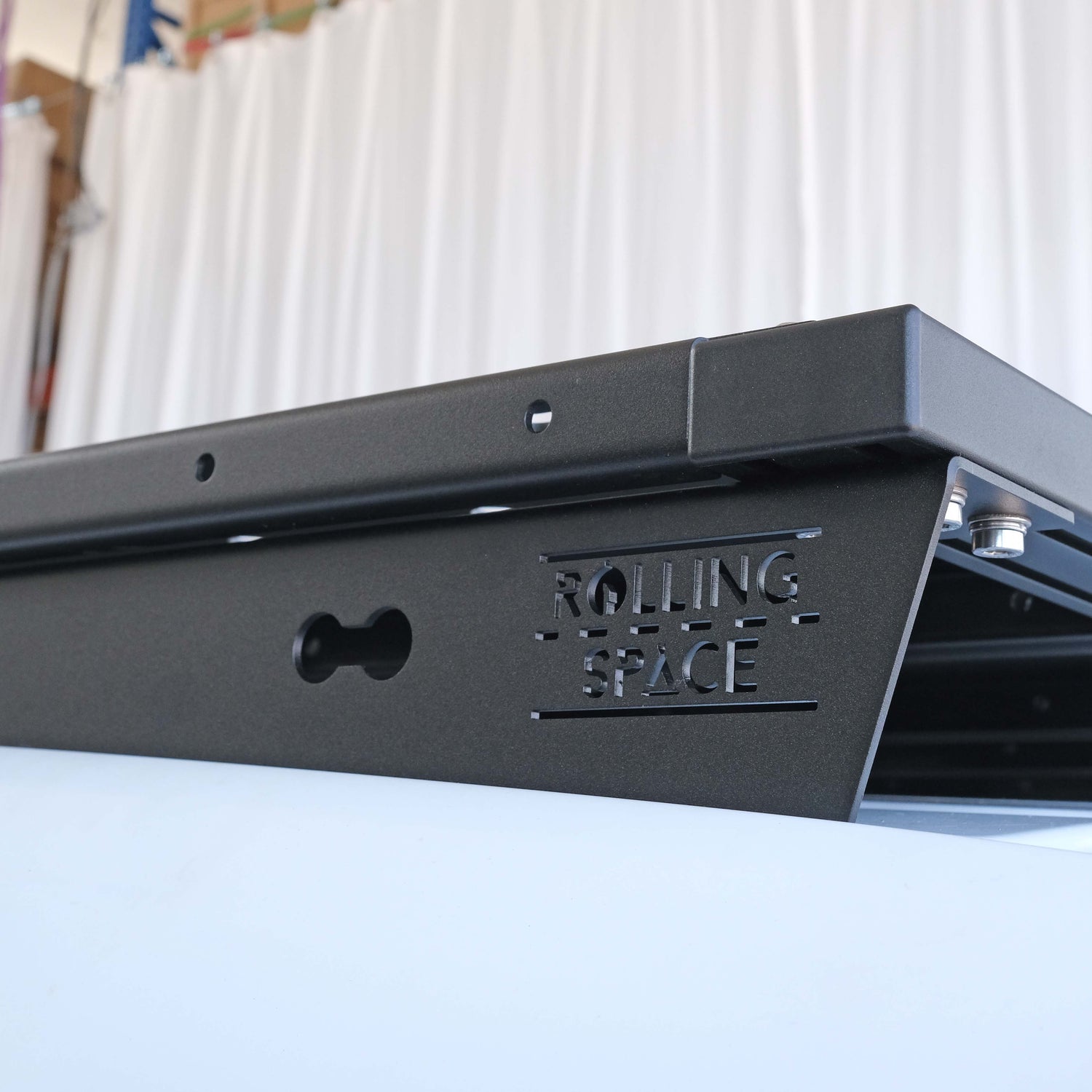 Dachträgersystem Vito / V-Klasse L1 compact | SpaceRack Basic - Heckträger Rolling-Space