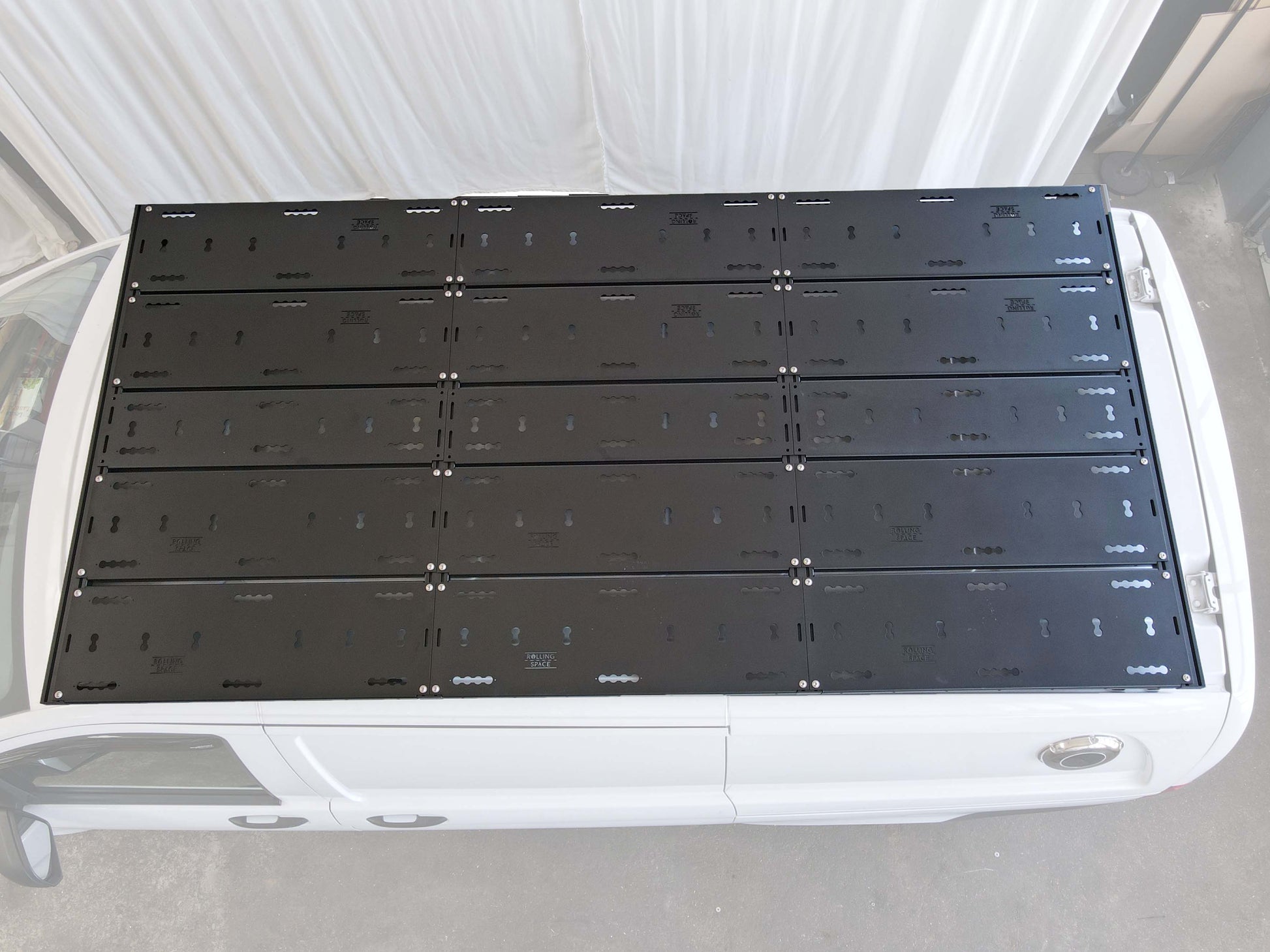 Dachträgersystem Vito / V-Klasse L1 compact | SpaceRack Basic - Heckträger Rolling-Space