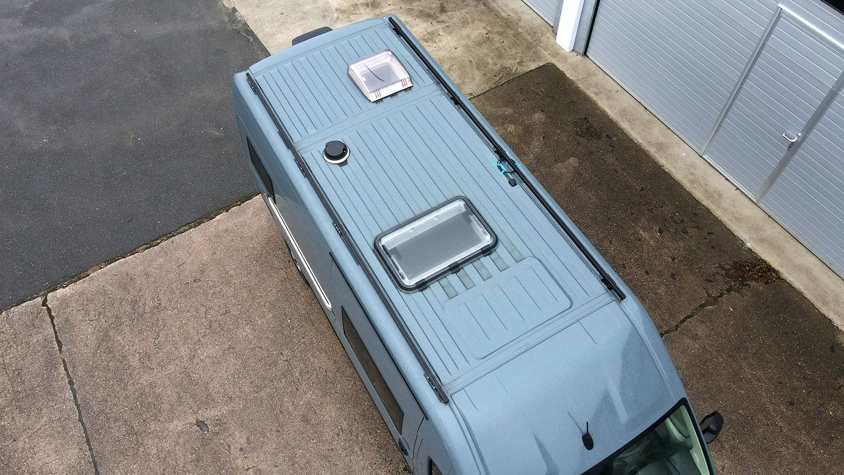Dachträgersystem Peugeot Boxer | SpaceRack Rolling-Space