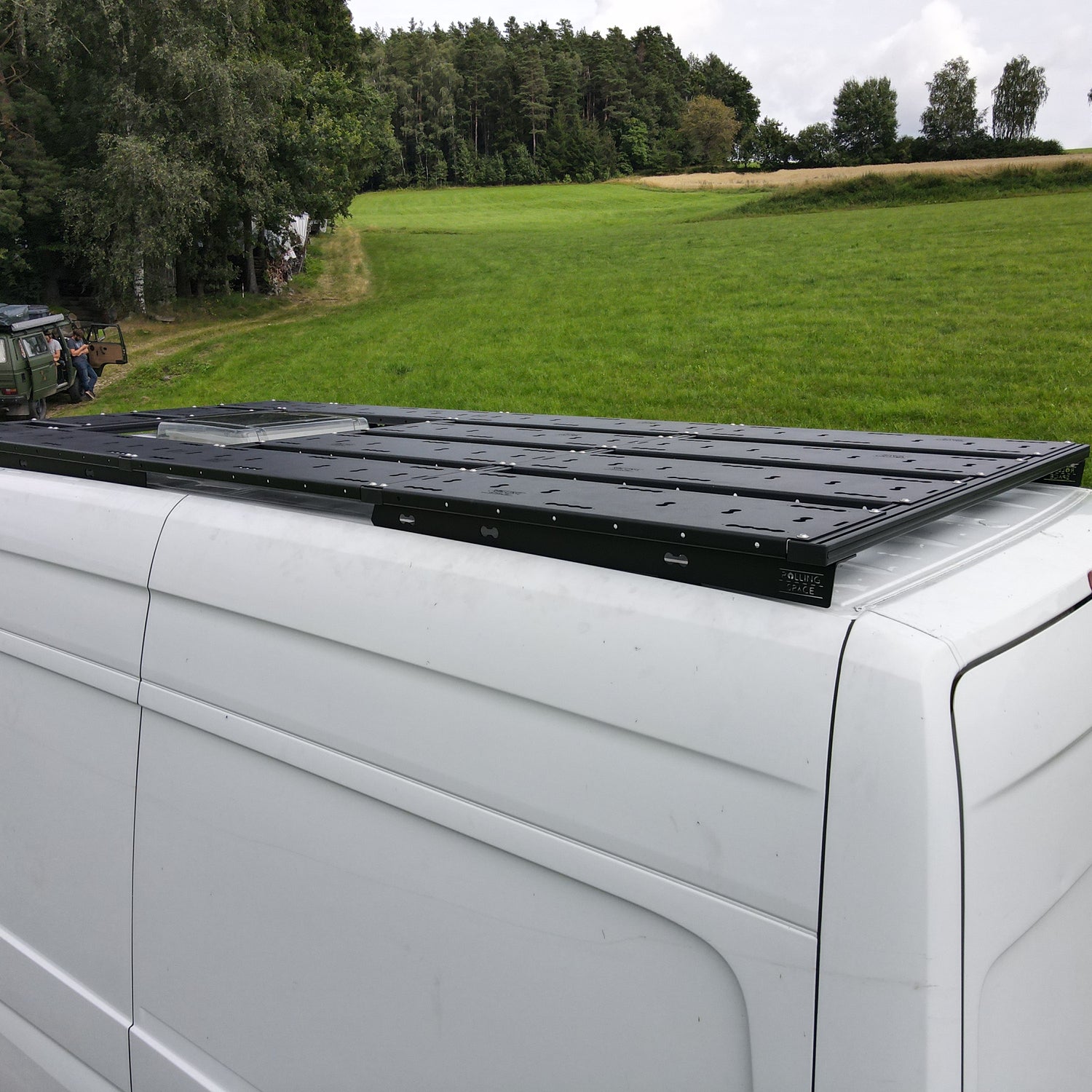 Dachträgersystem Mercedes Sprinter / VW Crafter L2 | SpaceRack - Ja - Vollträger Rolling-Space