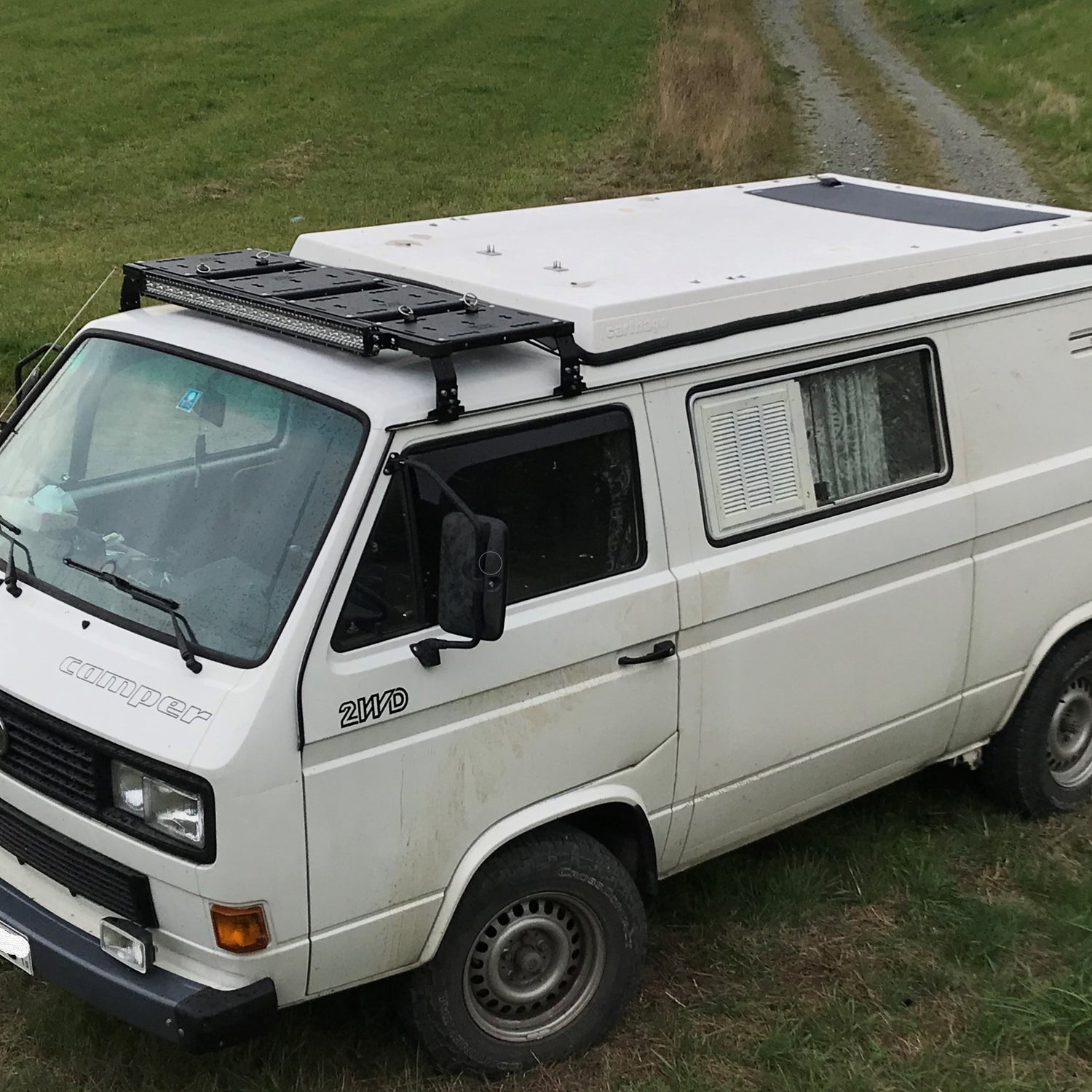 VW T3 Dachträger vor Aufstelldach / Funkbrücke - SpaceRack modular | ultraflach | robust Rolling-Space