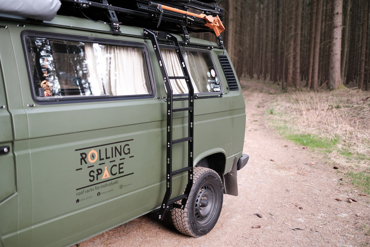 VW T3 Seitenleiter | SpaceClimb Rolling-Space
