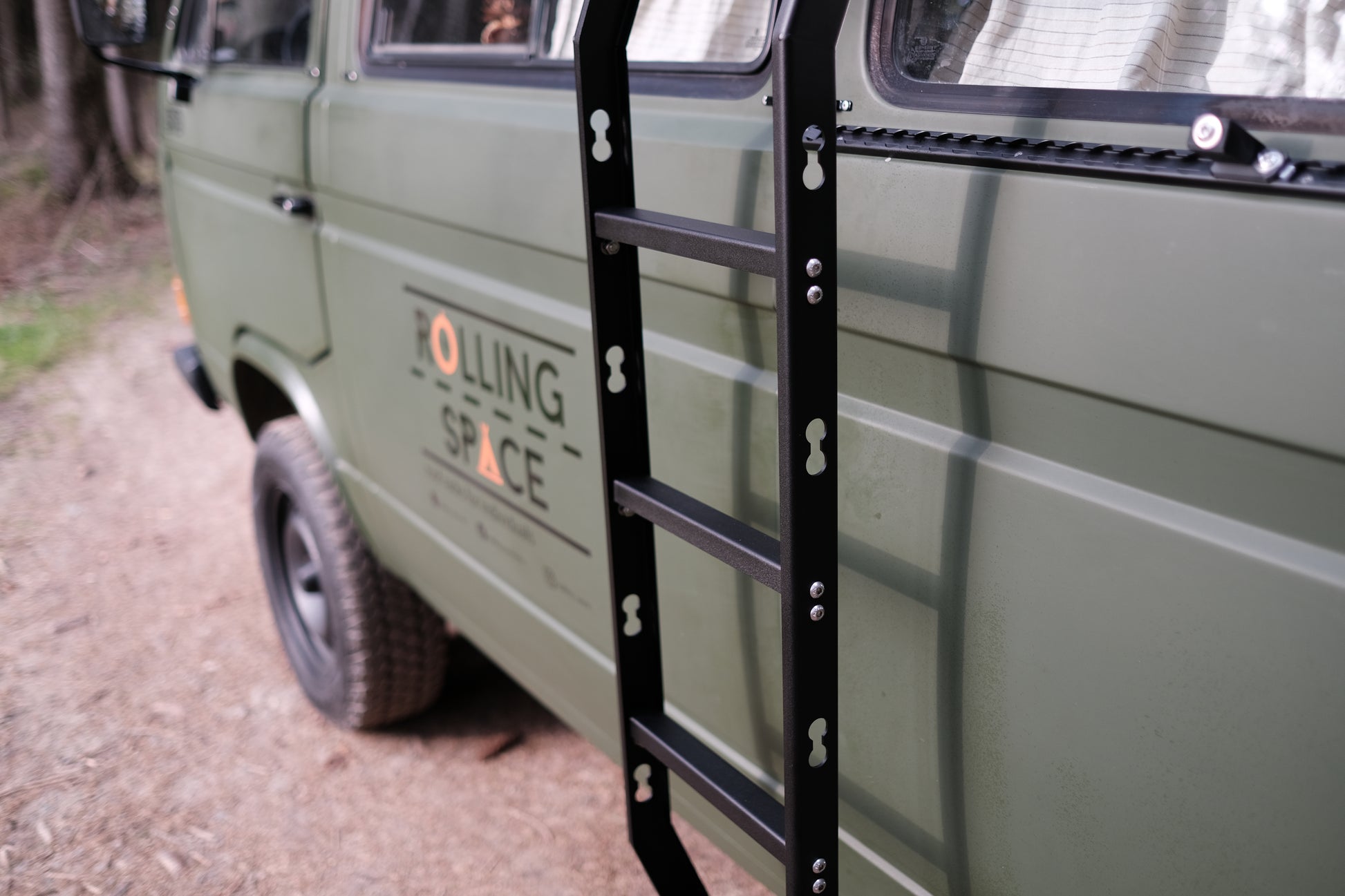 VW T3 Seitenleiter | SpaceClimb Rolling-Space
