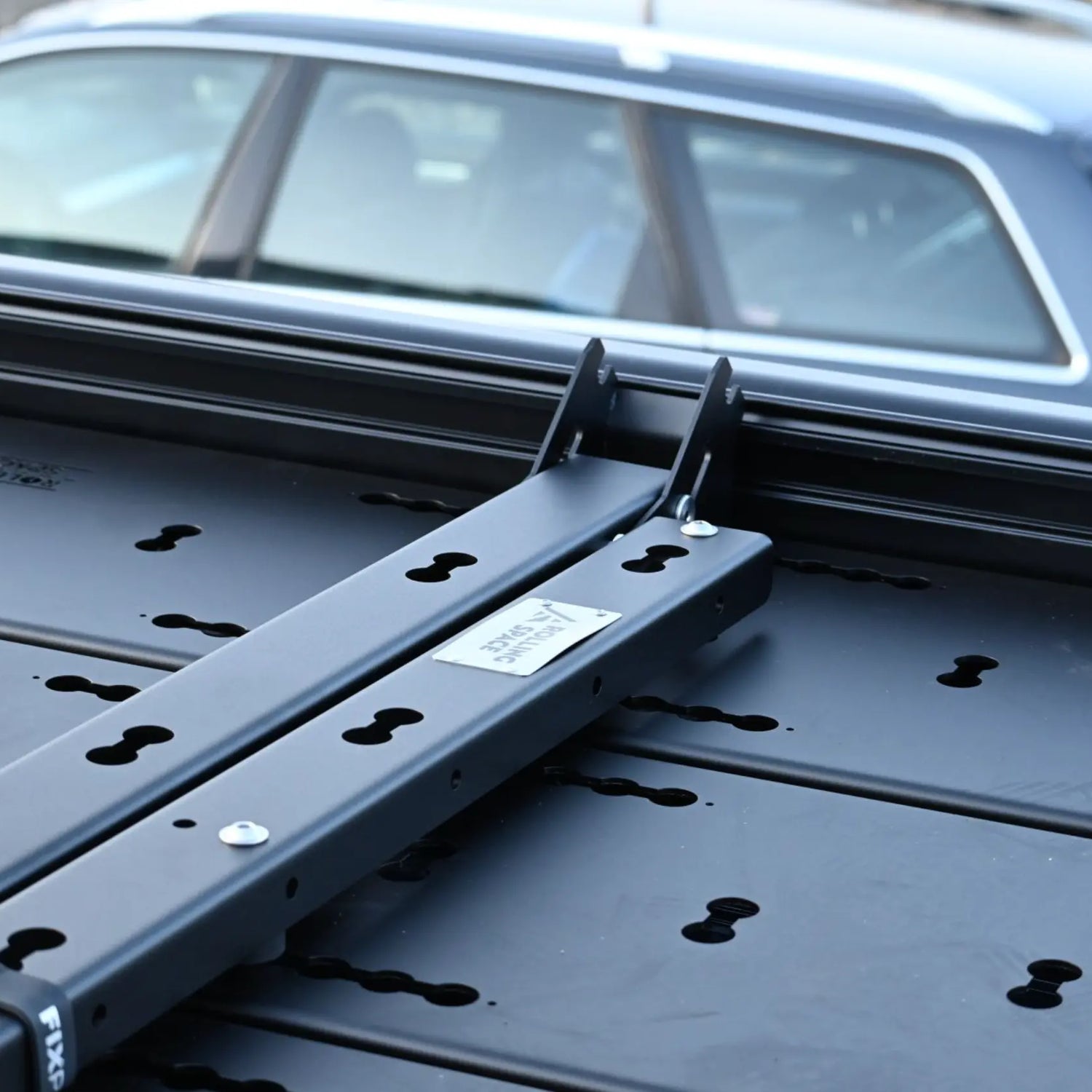 Hängemattenhalter klappbar Dachträger Van/Camper Rolling Space, Rhino Rack, Frontrunner – CamperMacherei