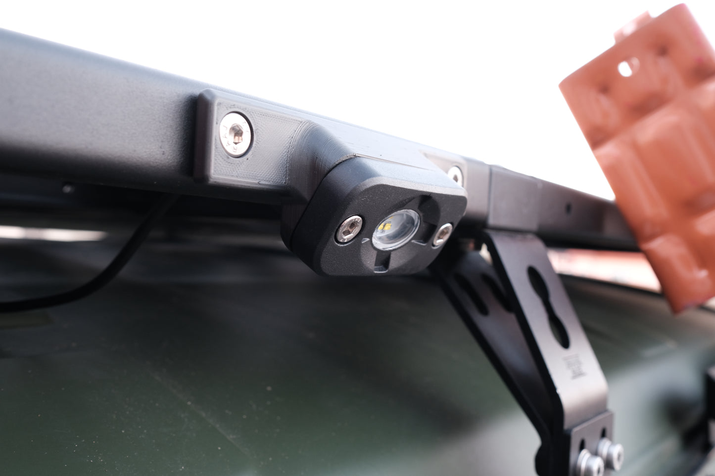 RackLight L1 | Umgebungslicht 9W - Seitenmontage Rolling-Space