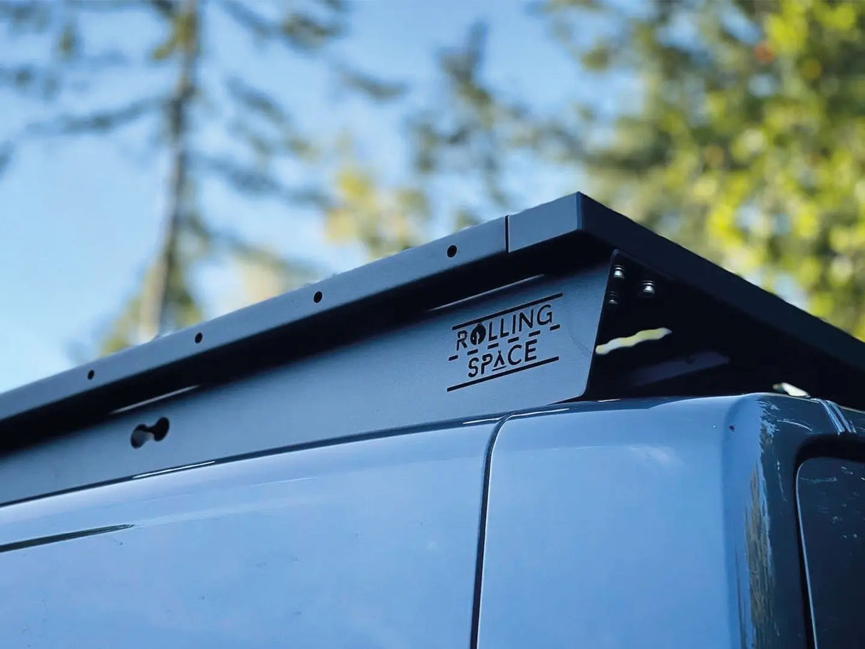 Dachträger SpaceRack MAN TGE ( VW Crafter | 6m Fahrzeuglänge | Vollträger Extended Rolling Space - geschlossen begehbar modular Rolling Space