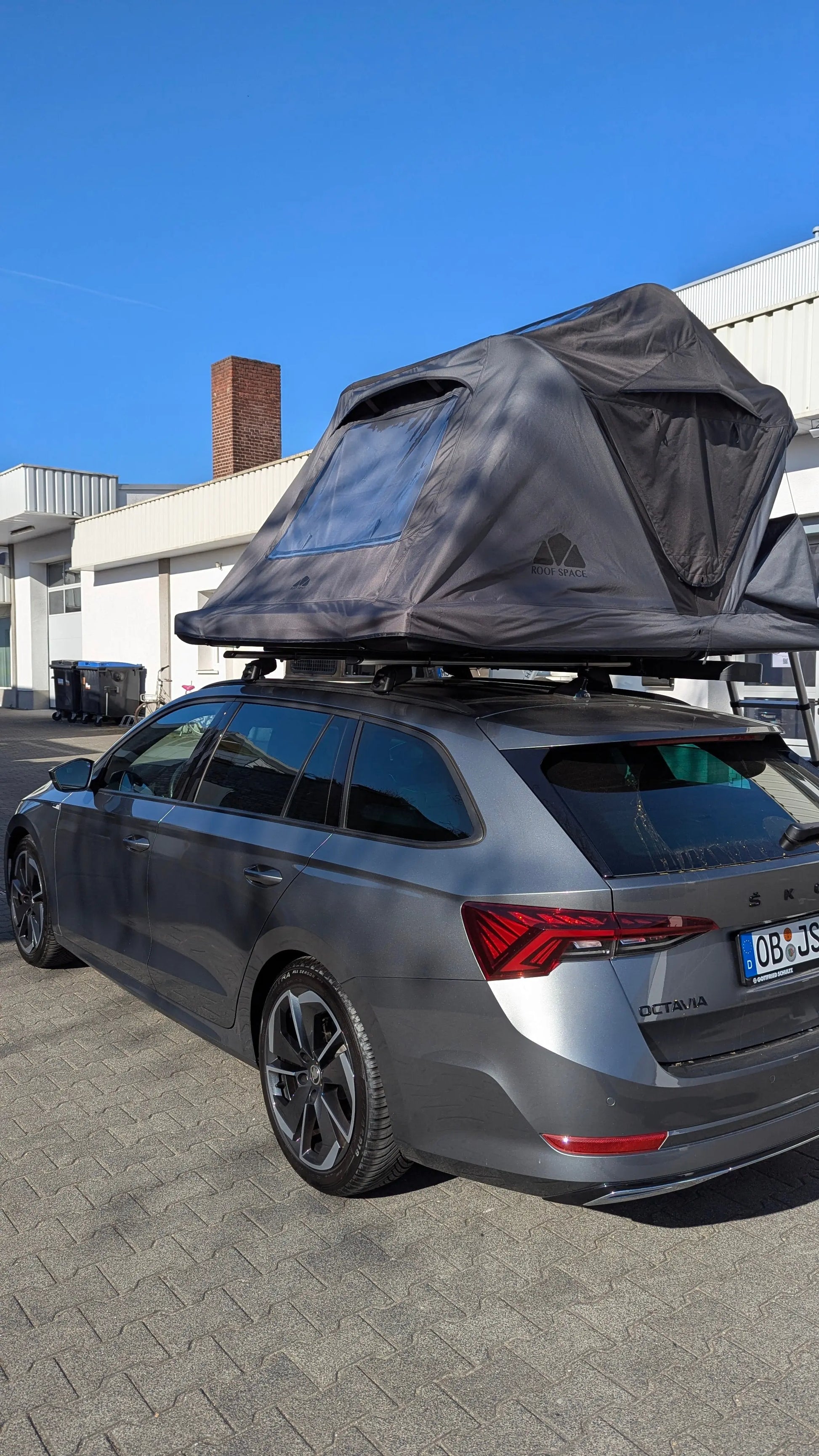 2 personen hartschalen dachzelt Roof Space 2 -mieten 2025 Hartschale hochwertig 67kg zwei Personen Münster – CamperMacherei