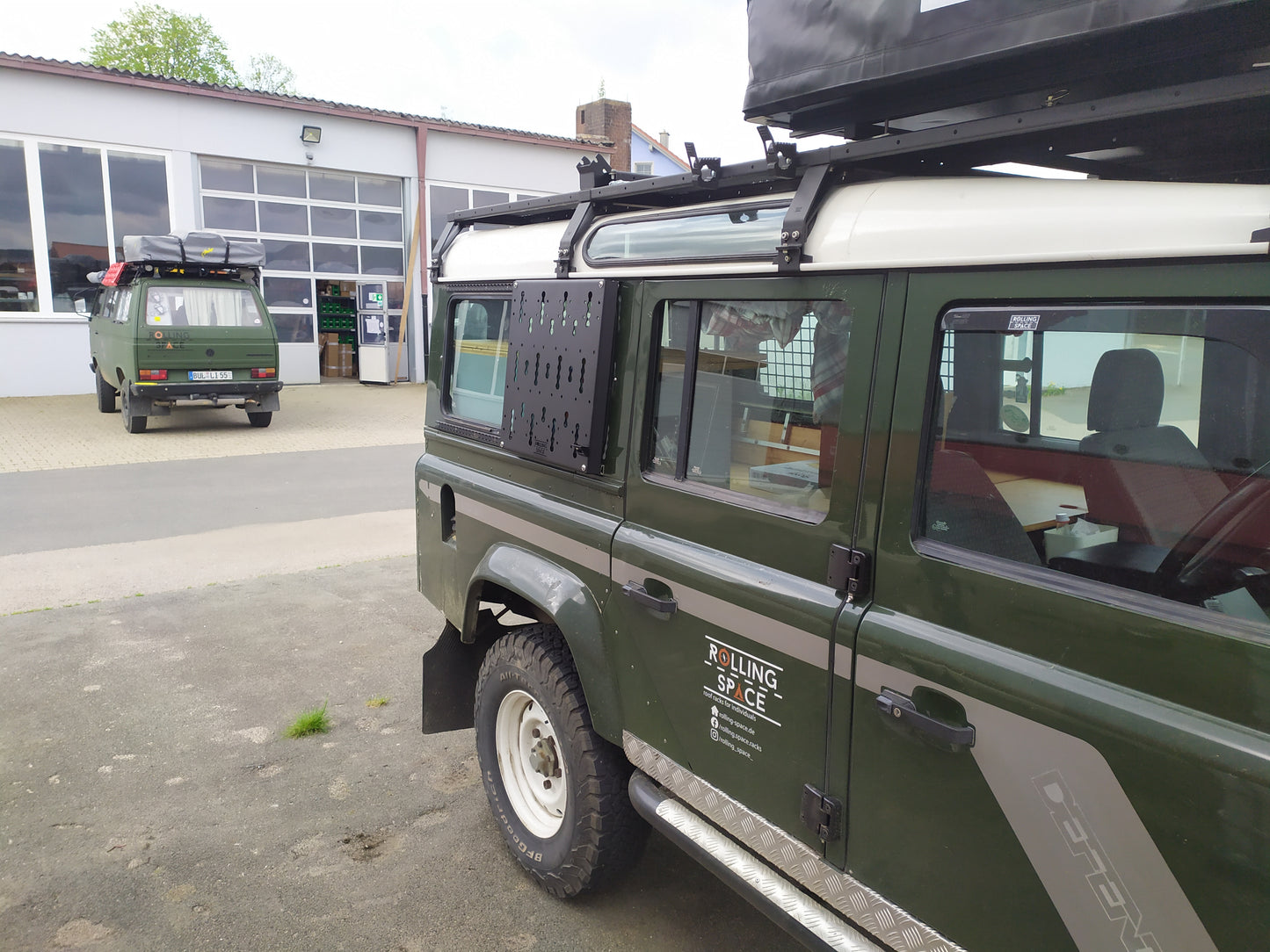 SideRack Defender Seitentragesystem - Single - ohne Airline Schienen Rolling-Space