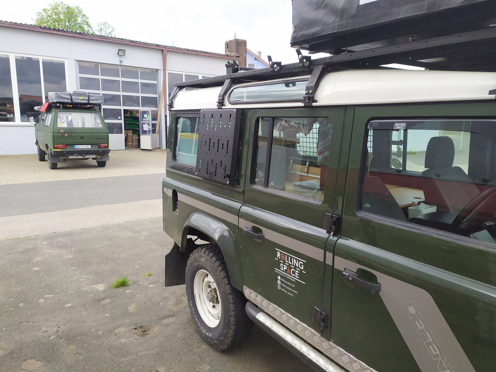 SideRack Defender Seitentragesystem - Single - ohne Airline Schienen Rolling-Space