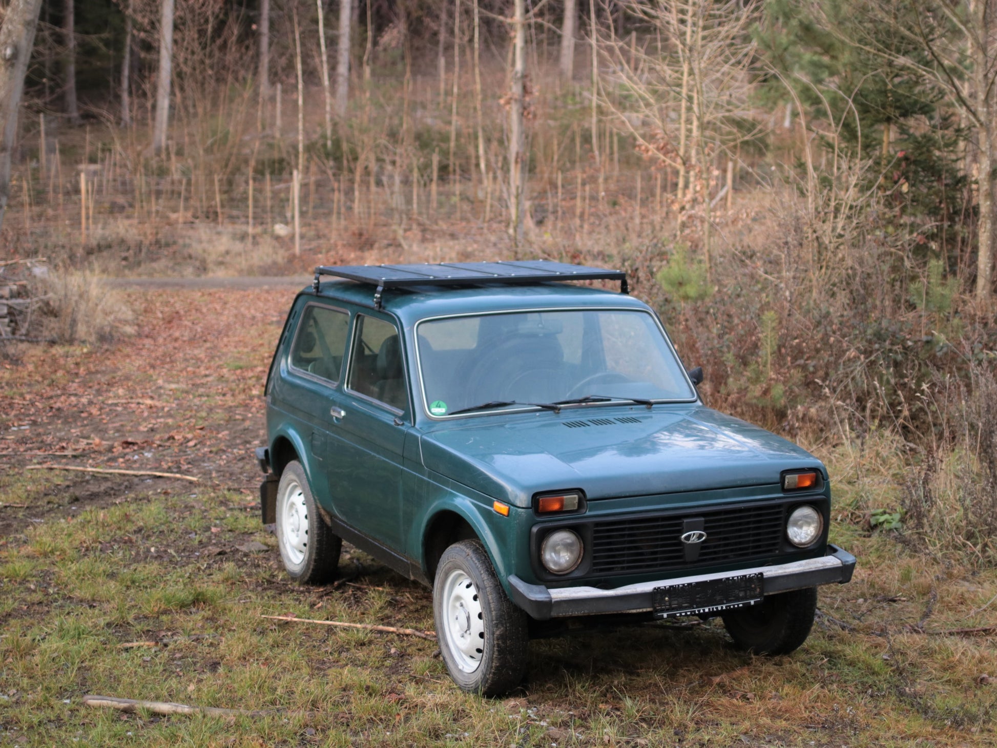 Dachträgersystem SpaceRack | Lada Niva Taiga 4x4 - Länge 2 - Länge 2 Rolling-Space