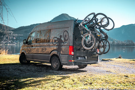 https://pushcomponents.com/wp-content/uploads/2025/12/PUSHrack-Fahrradtraeger-V3-Camper-Gravel-See.jpg