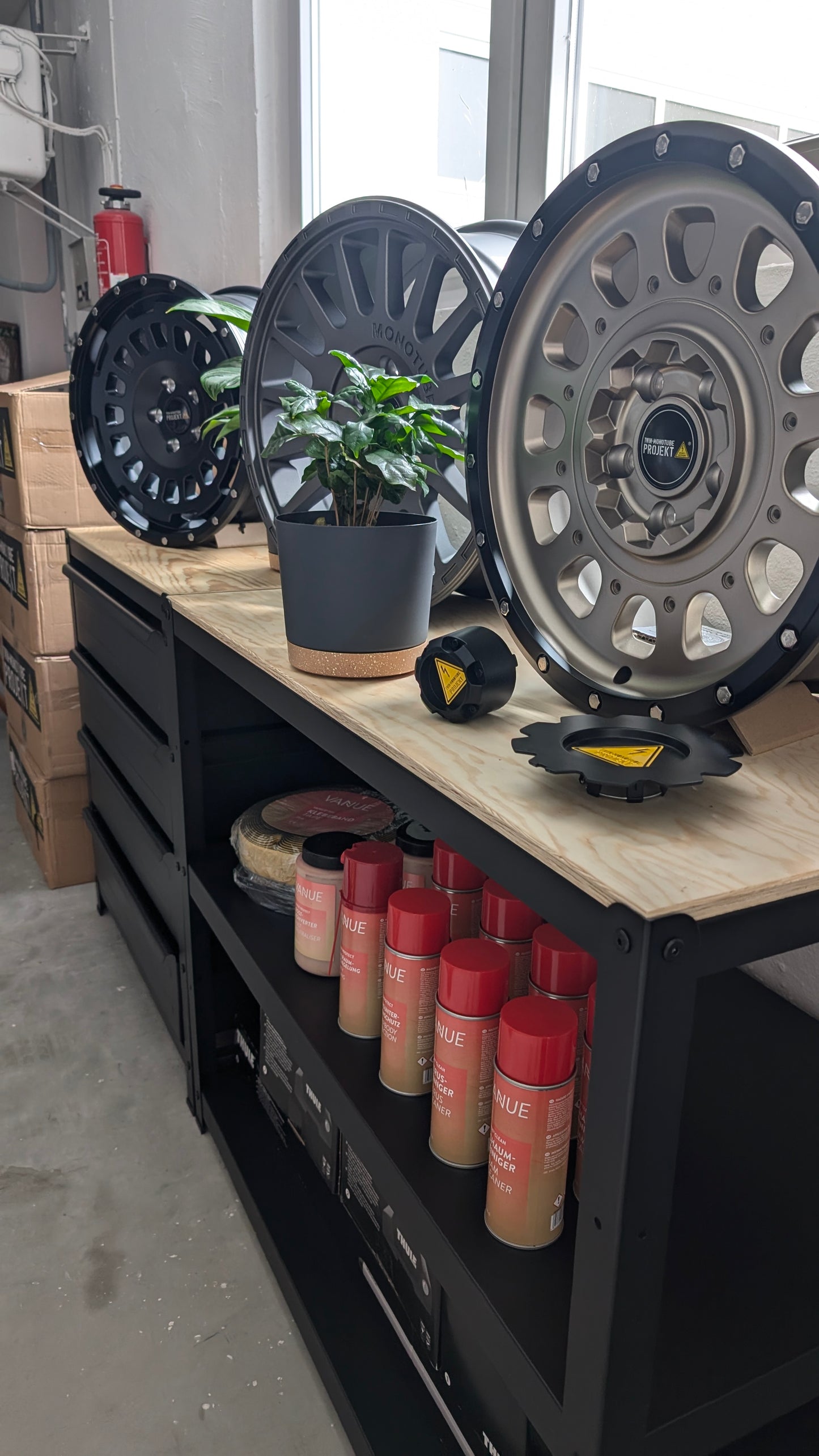 Twin Project Monotube Offroad Felgen AT 8,5X18 schwarz SPRINTER