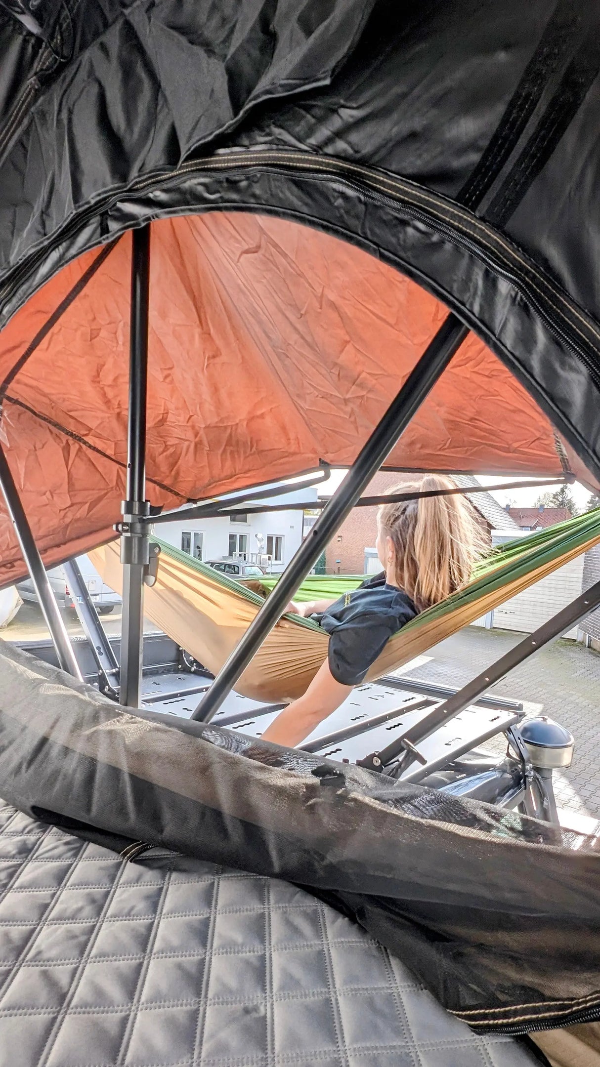 Hängemattenhalter für Dachträger - passt für Rolling Space, Rhino Rack, Frontrunner, SpaceMock, Nuten profil N8, Nutenschiene und andere Rolling Space