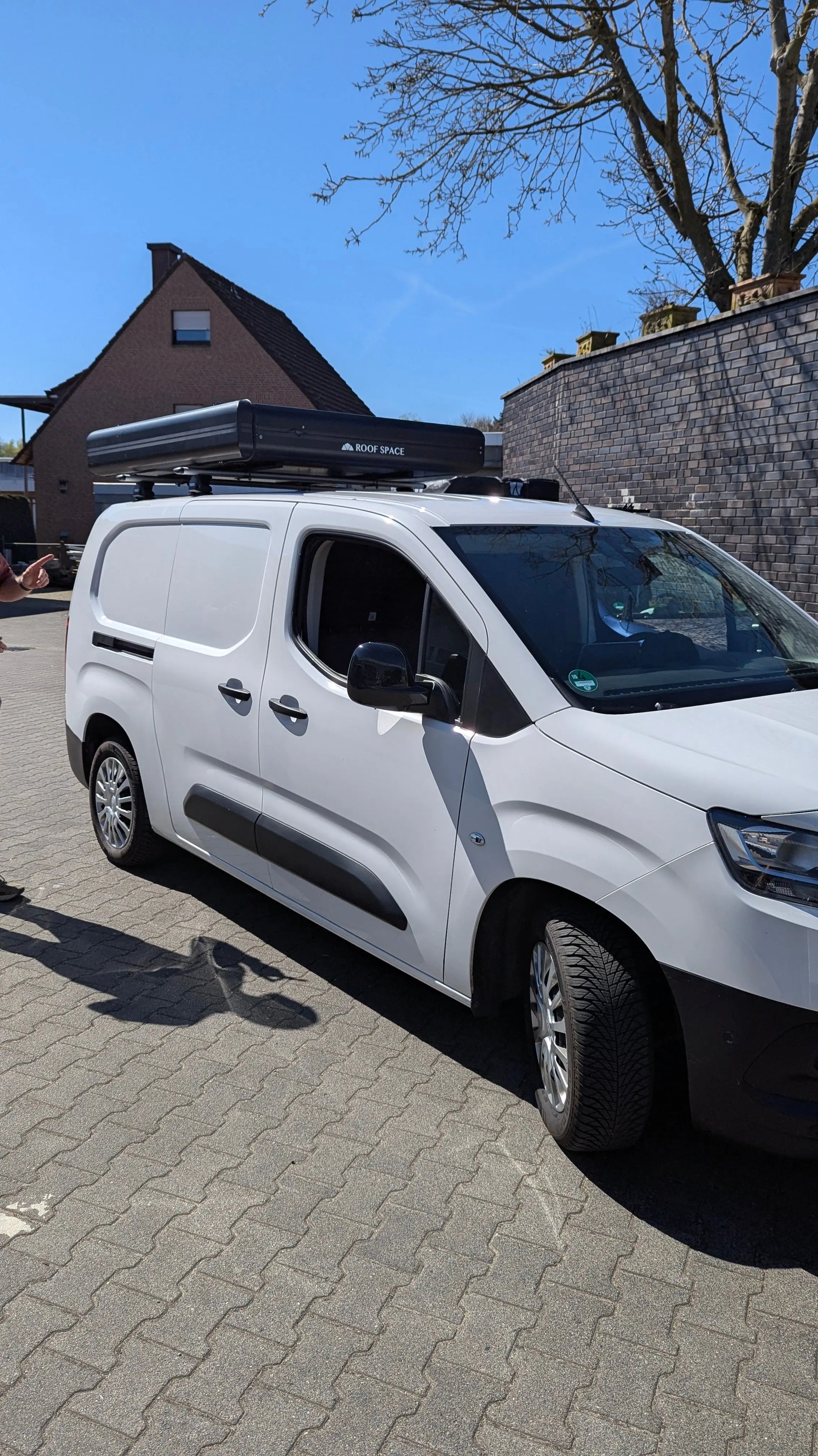 dachzelt hartschale mieten Roof Space 2 -mieten 2025 Hartschale hochwertig 67kg zwei Personen Münster – CamperMacherei