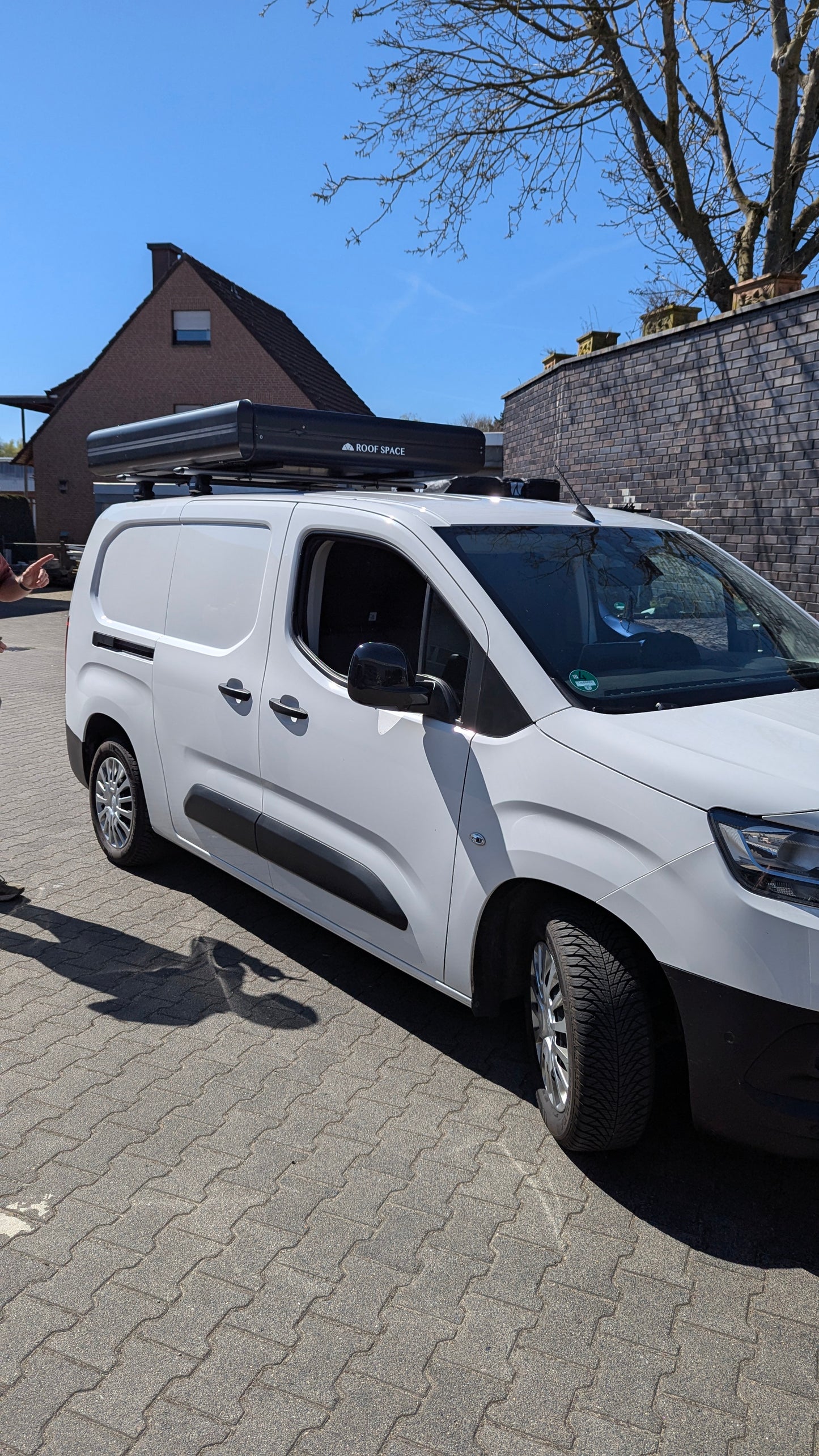 Dachzelt Roof Space 2 Hartschale - zur Miete pro Tag ab 32€ in Münster