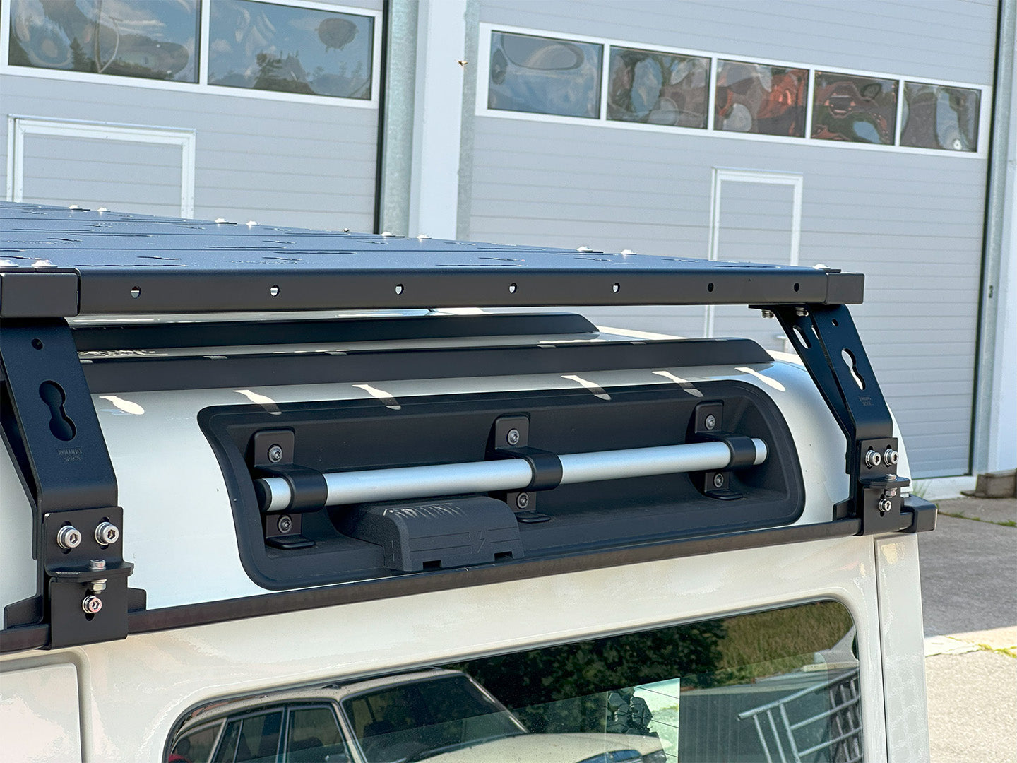 Dachträgersystem Ineos Grenadier | SpaceRack Rolling-Space