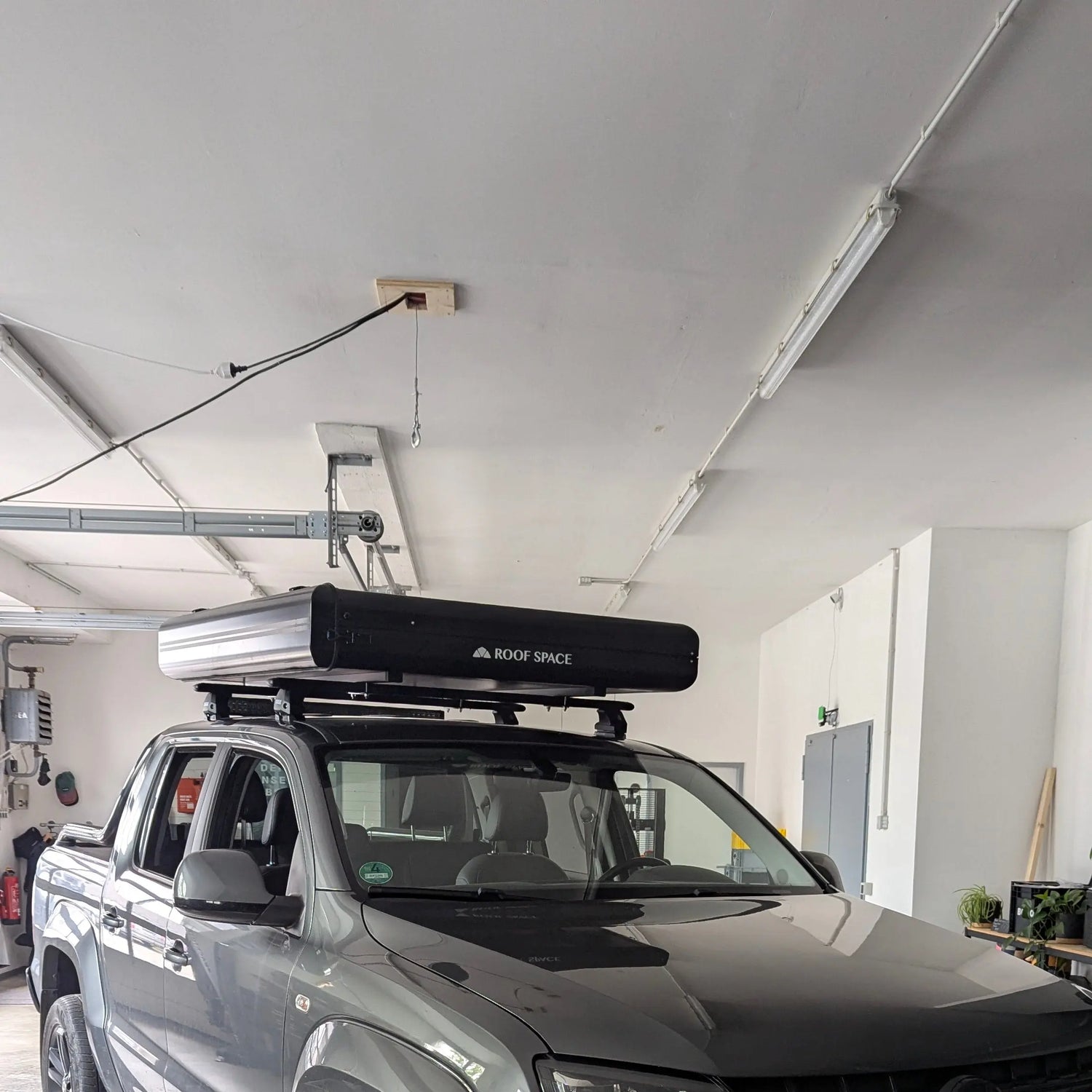 Roof Space 2 Hartschale geschlossen