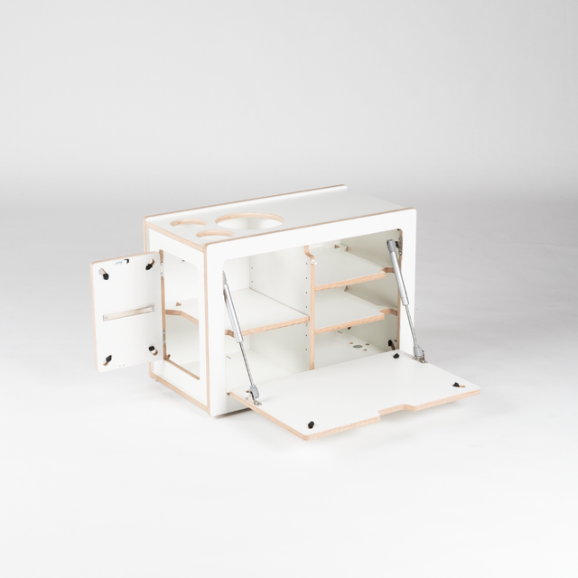 https://cdn.shopify.com/s/files/1/0861/6053/9973/files/squiq-traveler-compact-campingbox-rechts-offen.png?v=1765291652