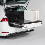 https://cdn.shopify.com/s/files/1/0861/6053/9973/files/squiq-traveler-regular-auszug-mit-einer-campingbox-alltagstauglich-kombi.png?v=1754652023